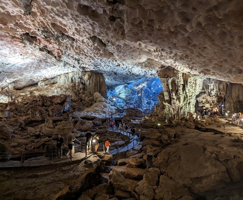 gallery-10-dau-go-cave-2