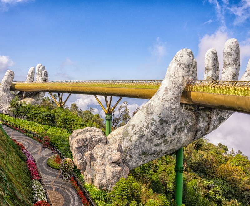 gallery-16-golden-bridge-closeup