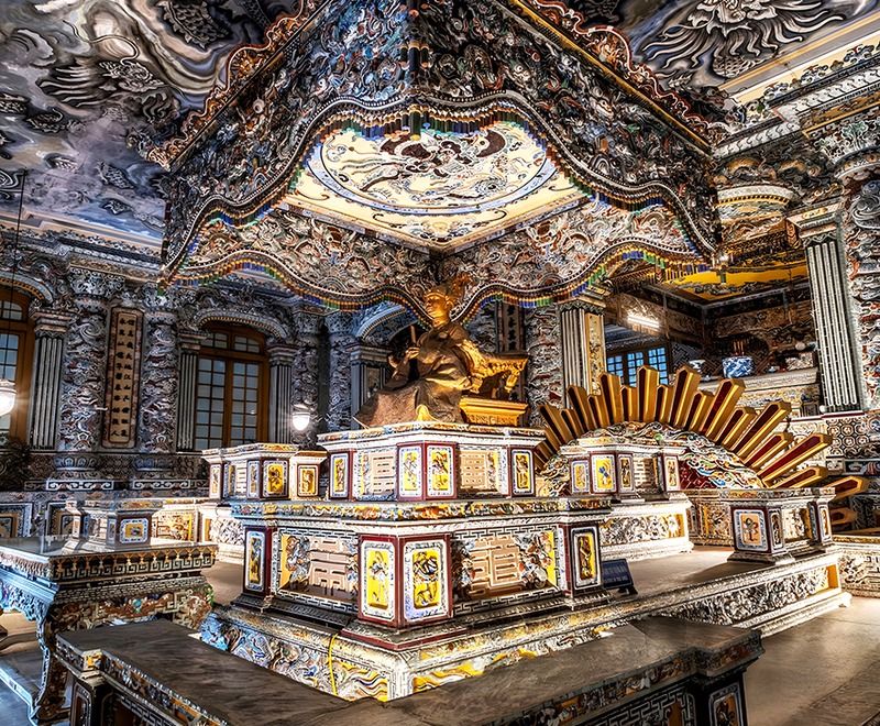 gallery-19-khai-dinh-tomb