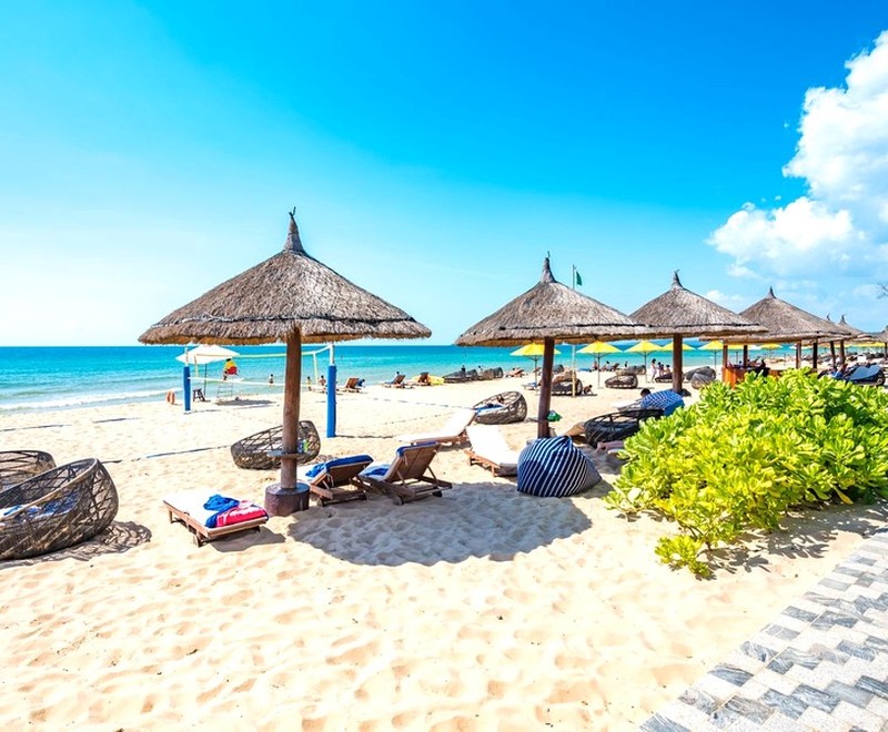 gallery-25-beach-loungers