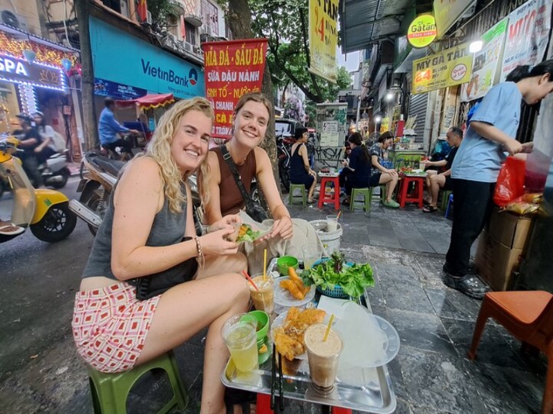 local-hanoi-street-food-tour